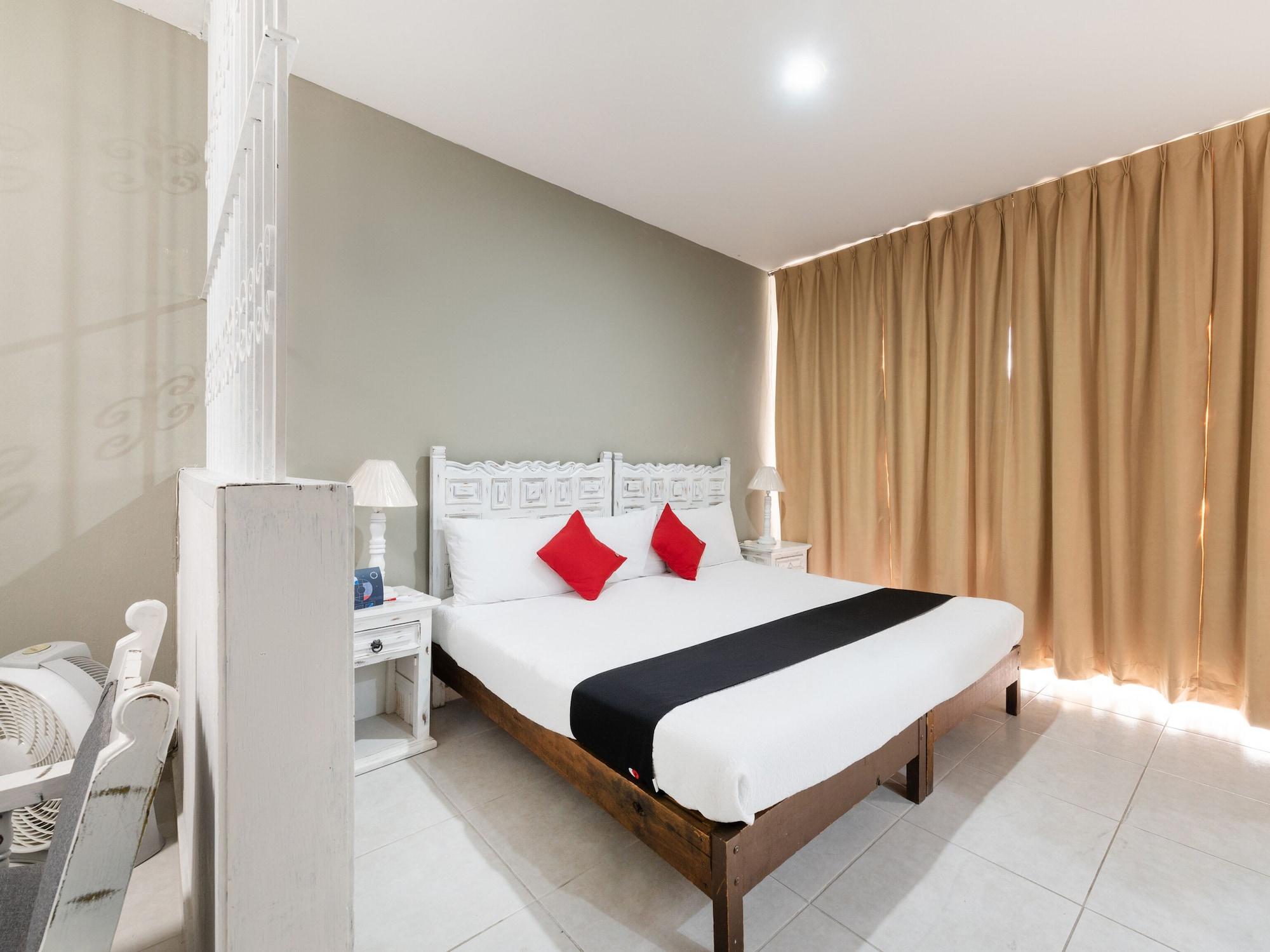 Suites Internacional Zapopan Bagian luar foto